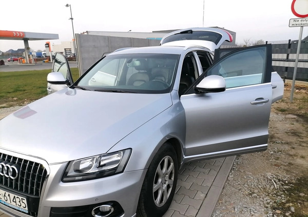 Audi Q5 cena 71900 przebieg: 174650, rok produkcji 2015 z Śrem małe 154